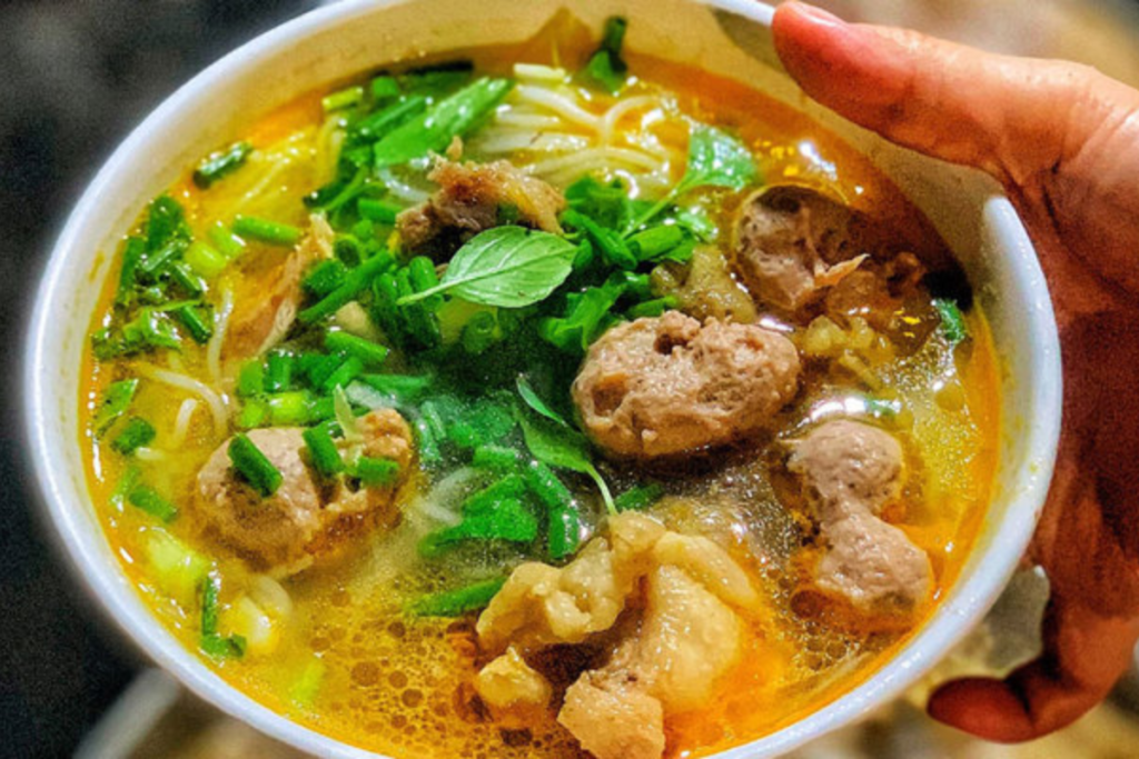 Lưu ngay 10 quán bún bò Huế Đà Nẵng ngon nức tiếng 7 bún bò huế đà nẵng