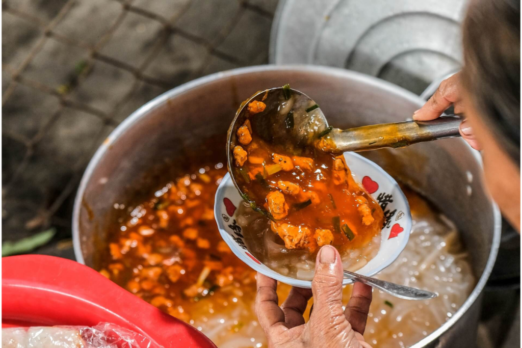 Bật mí các món bánh Huế ở Đà Nẵng ăn một lần nhớ mãi 9 món bánh huế