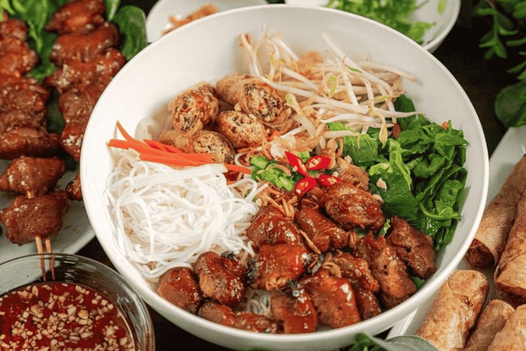 Vietnamese Food Da Nang: 10 Best Local Dishes to Try 6 good vietnamese food da nang